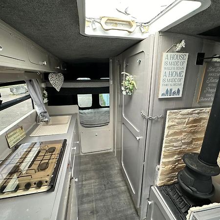 Hotel Retro Camper Hire Dublin Zewnętrze zdjęcie
