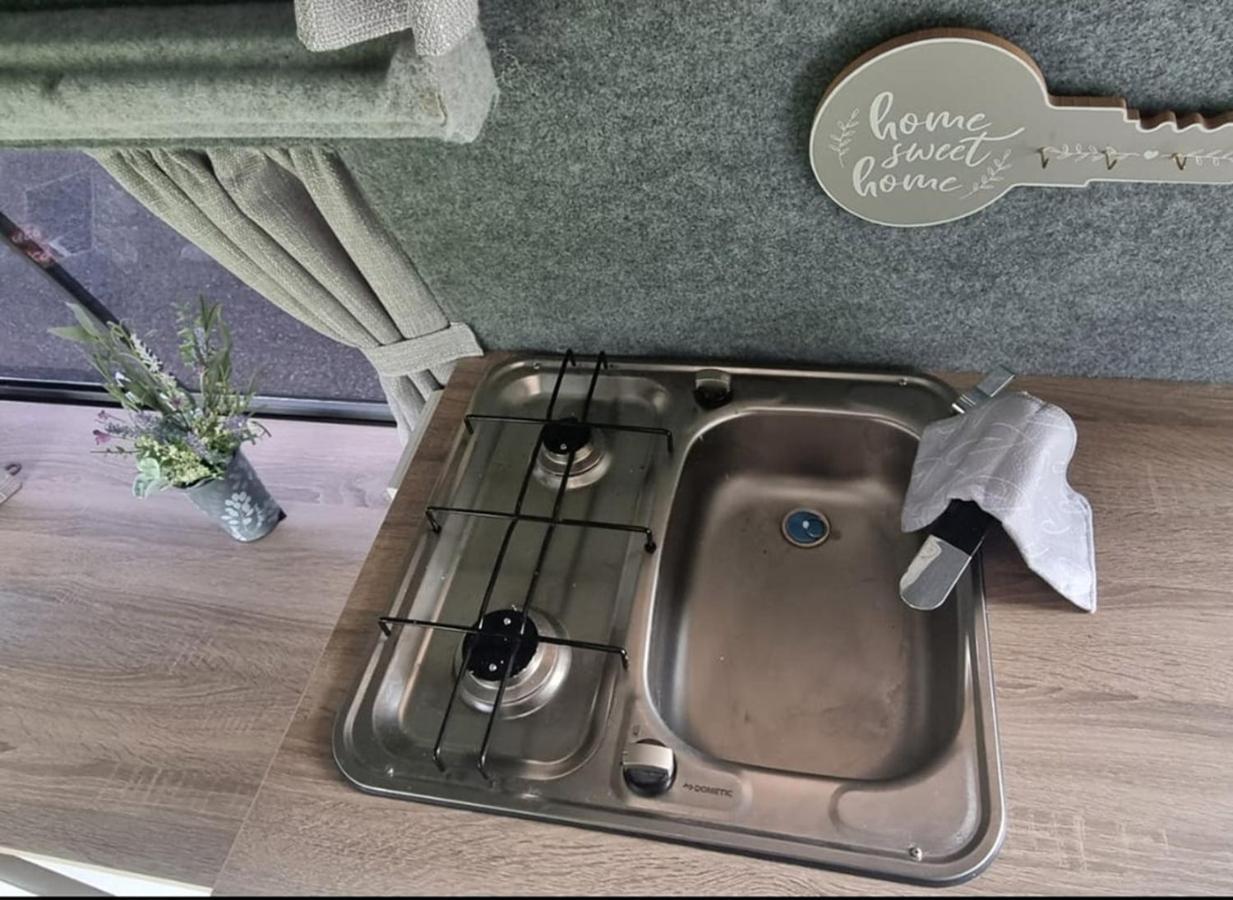 Hotel Retro Camper Hire Dublin Zewnętrze zdjęcie