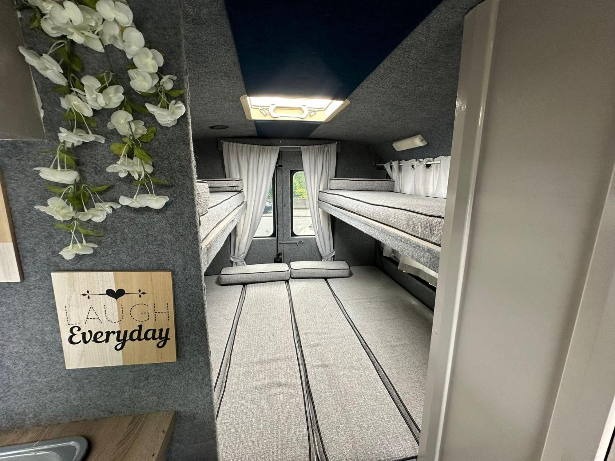 Hotel Retro Camper Hire Dublin Zewnętrze zdjęcie